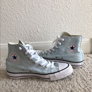 Converse High Tops in Tiffany blue, women's size 6